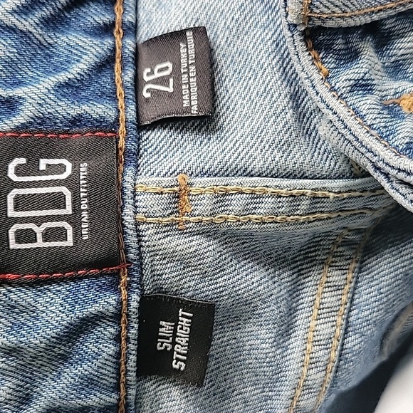 BDG Urban Outfitters Patchwork Slim Straight Jeans Sz 26 High-Waisted Distressed - Picture 14 of 16